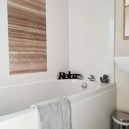 Holiday home Graylings Rest - Uk35759